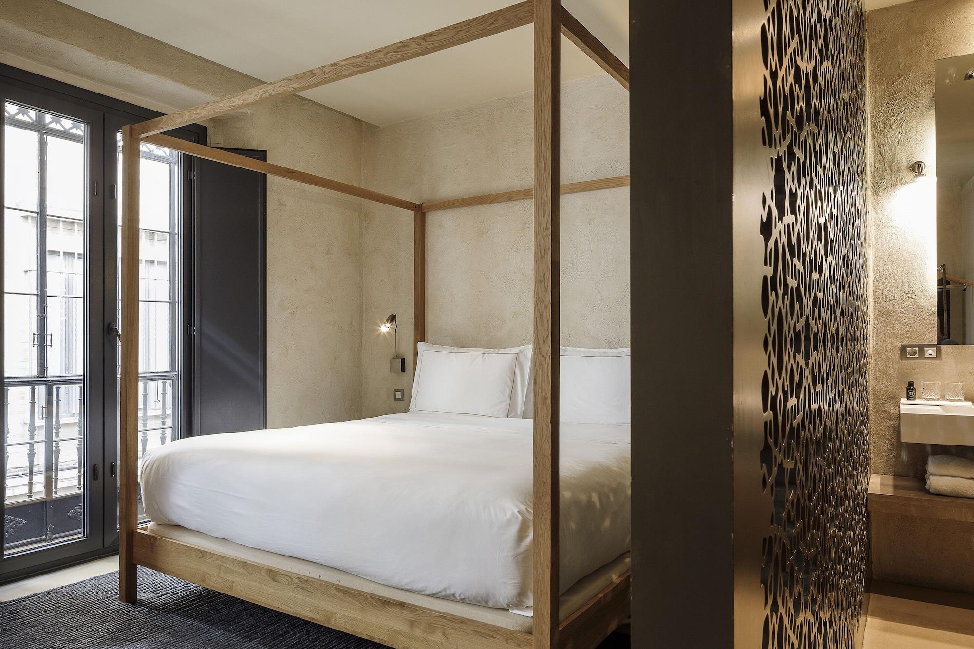 Eme Catedral Mercer Hotel Σεβίλλη Εξωτερικό φωτογραφία A room at the hotel